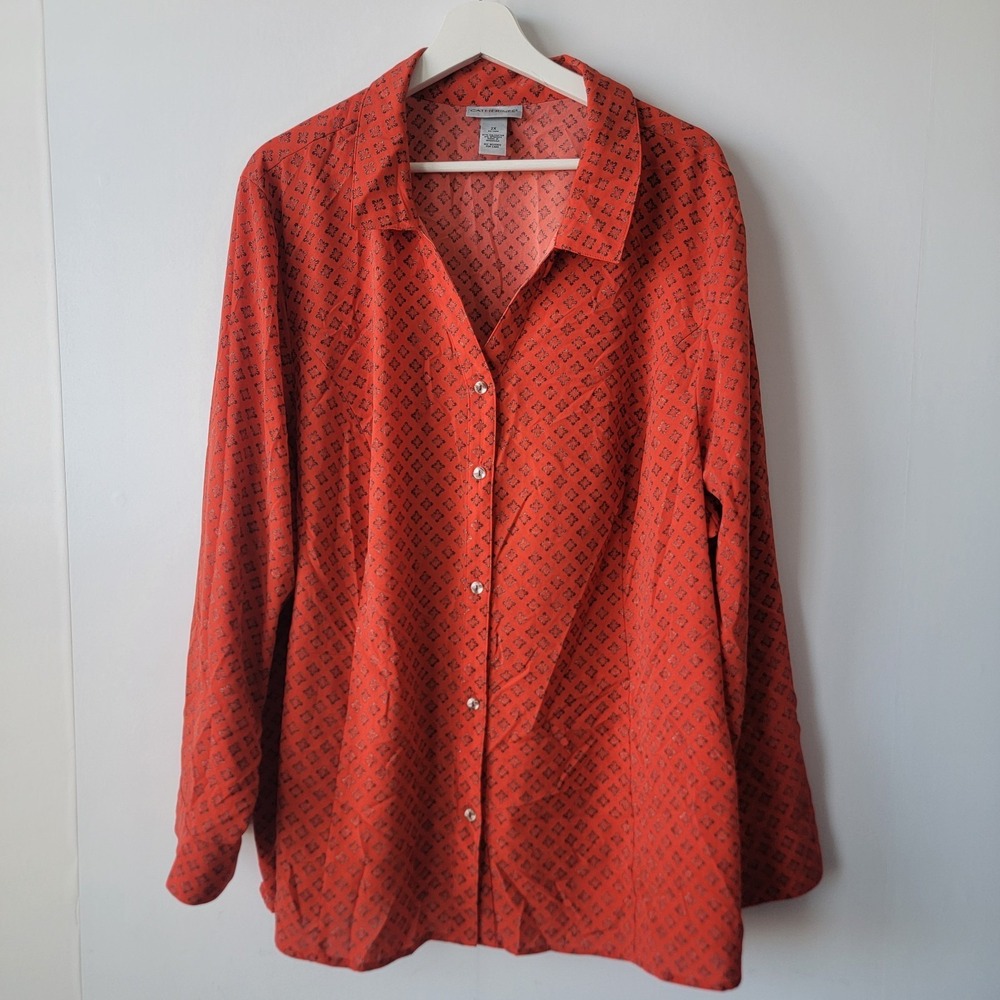 Catherines women's printed Button-up shirt size 2X long sleeve red